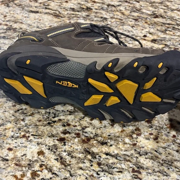 Keen Men's Dark Brown and Black Athletic Shoes - Picture 3 of 4